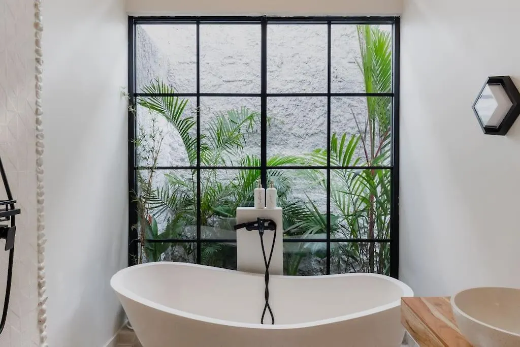 Exquisite 2-Bedroom Villa Brand New In Uluwatu 0*, Uluwatu (Bali)