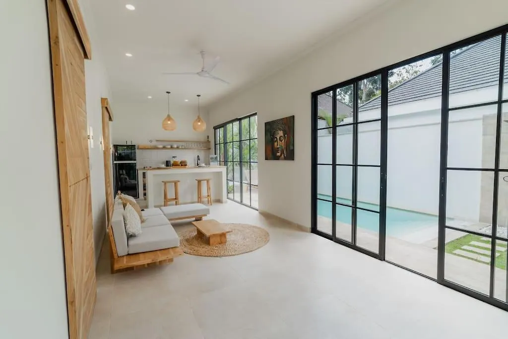 Exquisite 2-Bedroom Villa Brand New In Uluwatu  Uluwatu (Bali)